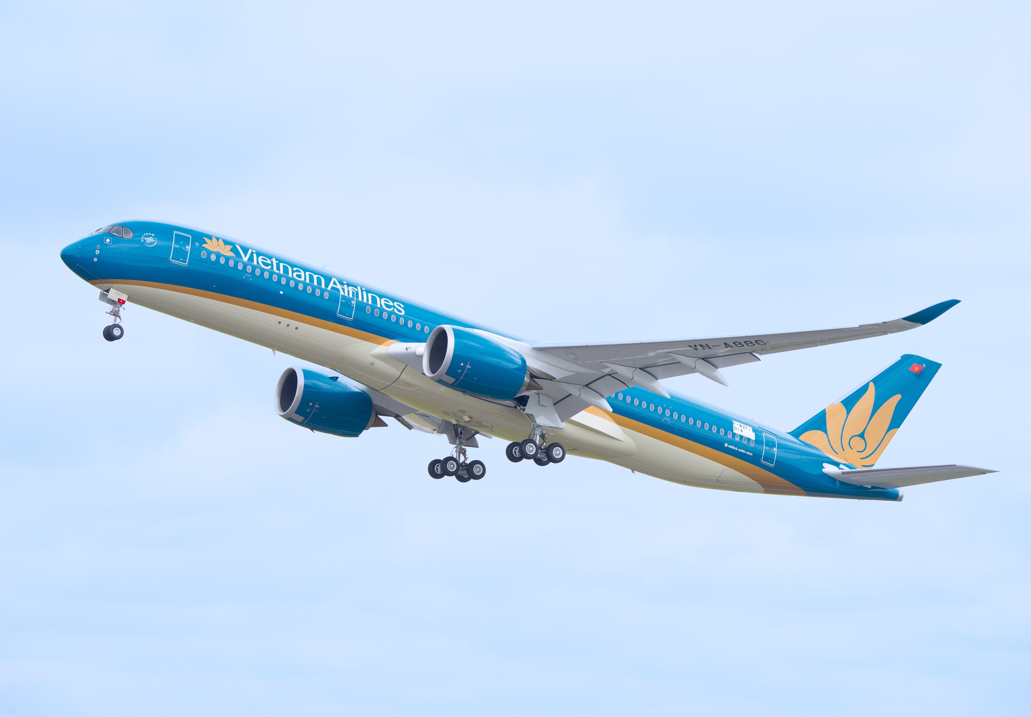 Ngày 15-3, Vietnam Airlines vận chuyển hành khách từ châu Âu về Việt Nam